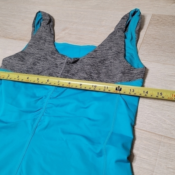 Lululemon rushed tank top US S teal & gray small front pocket US4 - Picture 7 of 9